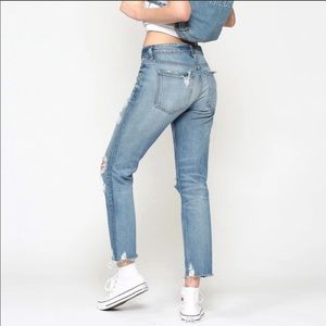 Hidden Jeans Distressed Size 28